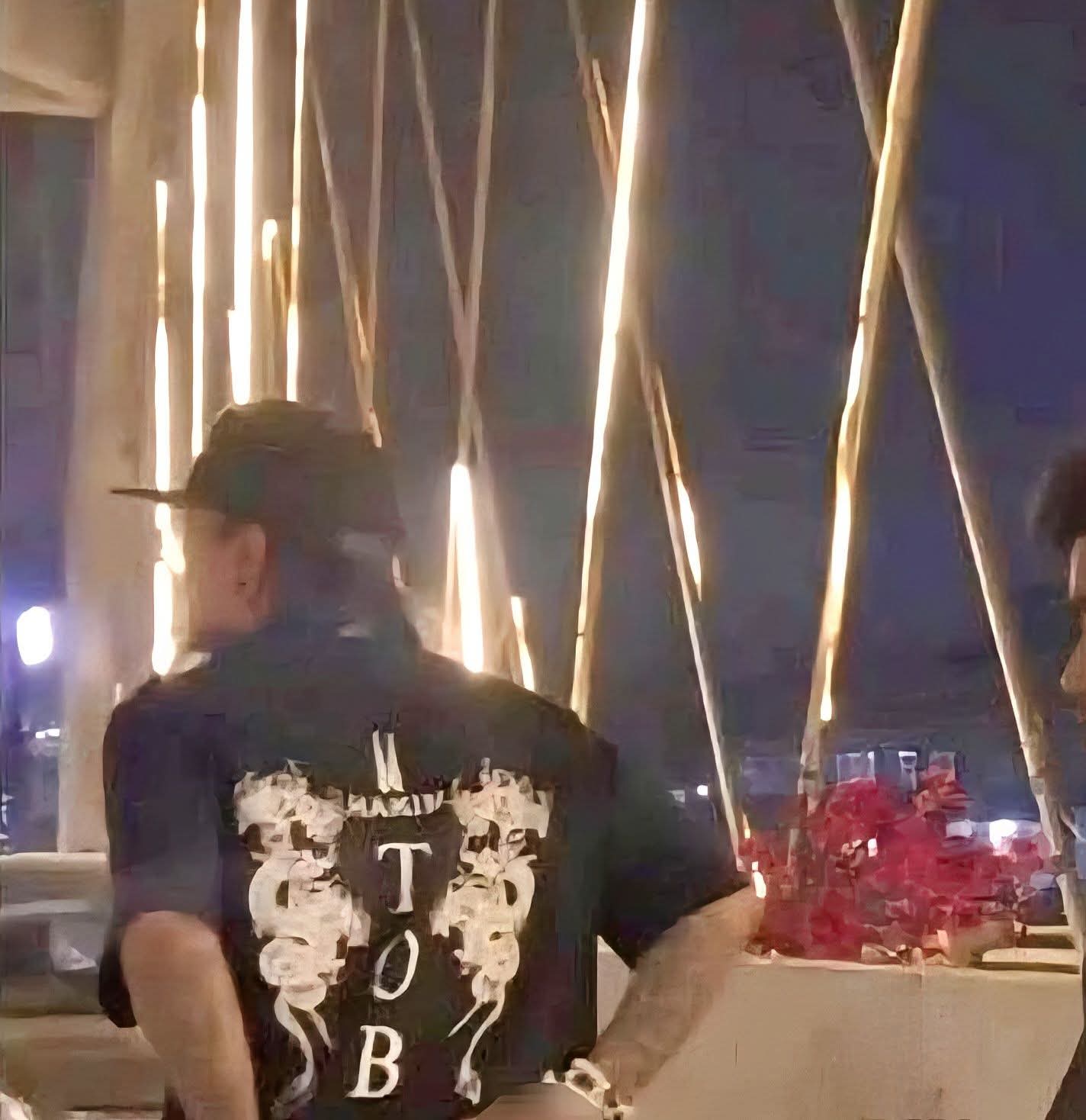 T.O.B टिसर्टमा हतियारसहितको प्रदर्शन: बाह्य शक्तिको संलग्नता कि स्वतन्त्र अभिव्यक्ति?