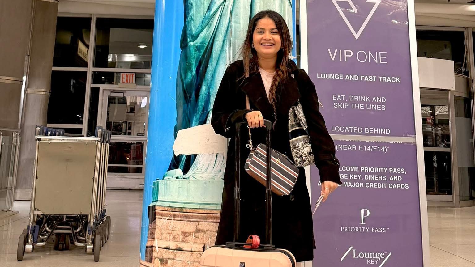 अमेरिका टुरपछि एलिनाको अभिव्यक्ति — “कलाकारलाई नोकरझैँ व्यवहार गरियो”